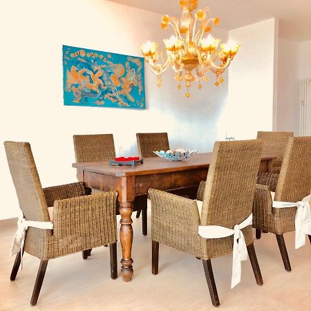 Attico Palazzo Di Vetro Apartment ลุยโน ภายนอก รูปภาพ